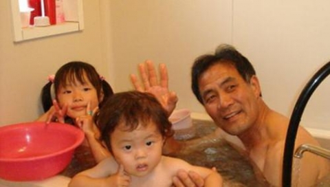 Японский Отец Занялся Сексом С Маленькой Дочкой