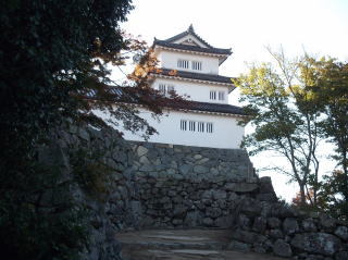 彦根城西の丸三重櫓及び続櫓