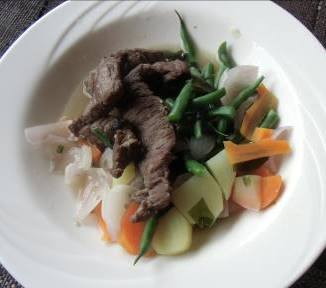 野菜と肉料理