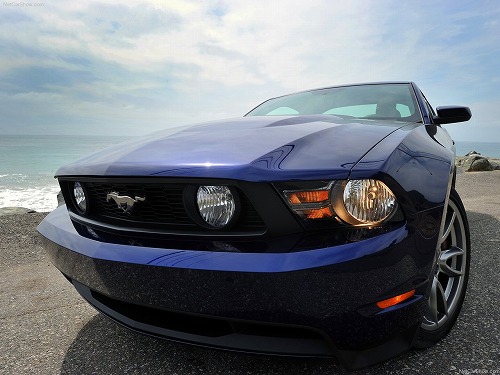 Ford-Mustang_GT-2011-1280-27.jpg