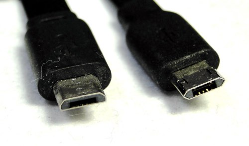 MicroUSBCable_01.jpg