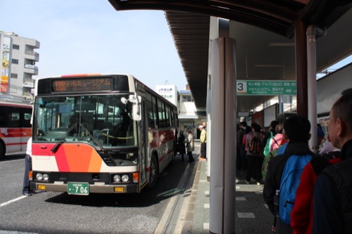 0099：MIHOMUSEUM 石山駅バス停から