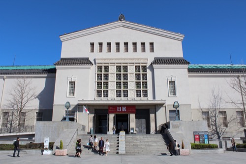 0104：大阪市立美術館 本館を正面から