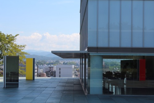 0167：豊田市美術館 レストランと豊田市の眺望