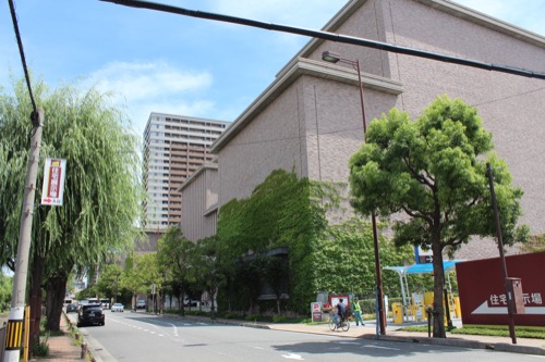 0150：兵庫県立芸術文化センター 西側外観①