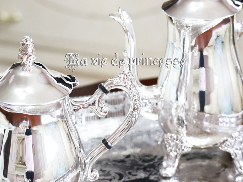 英国銀器☆ティーポット、コーヒーポット、シュガー＆クリーマーのセット♪ イギリスから届きました♪・＊ - ＊・*☆ La vie de  princesse ☆*・＊。