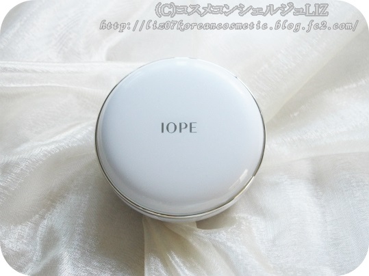 日本公式販売【IOPE】エアクッションナチュラルグロー 写真撮影：コスメコンシェルジュLIZ