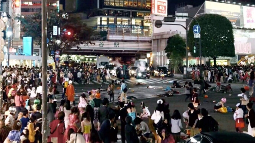 オタク「渋谷ハロウィン見てると、オタクよりパリピの方がよっぽど凶暴！！」